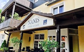 Nanis Hotel & Appartements